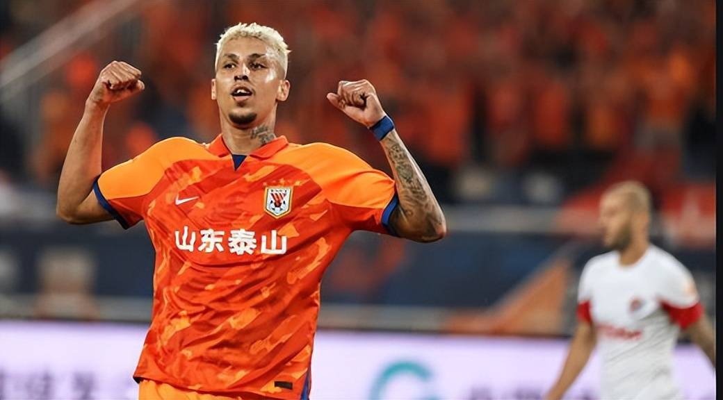 山东鲁能力求胜利，对抗广州富力全力呈现