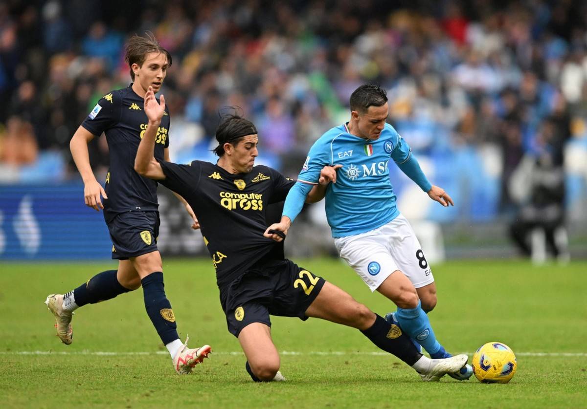 开云体育直播-那不勒斯坐镇主场迎战桑普多利亚，豪取胜利