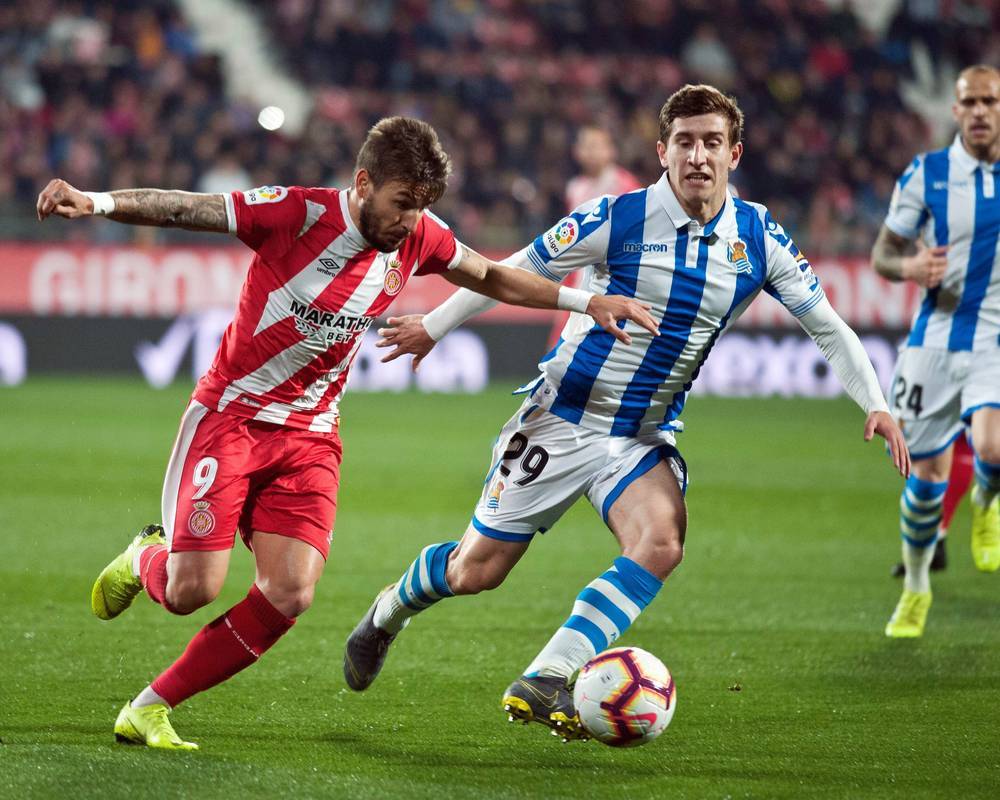 伯恩利状态火热，冲刺英超联赛榜首的简单介绍