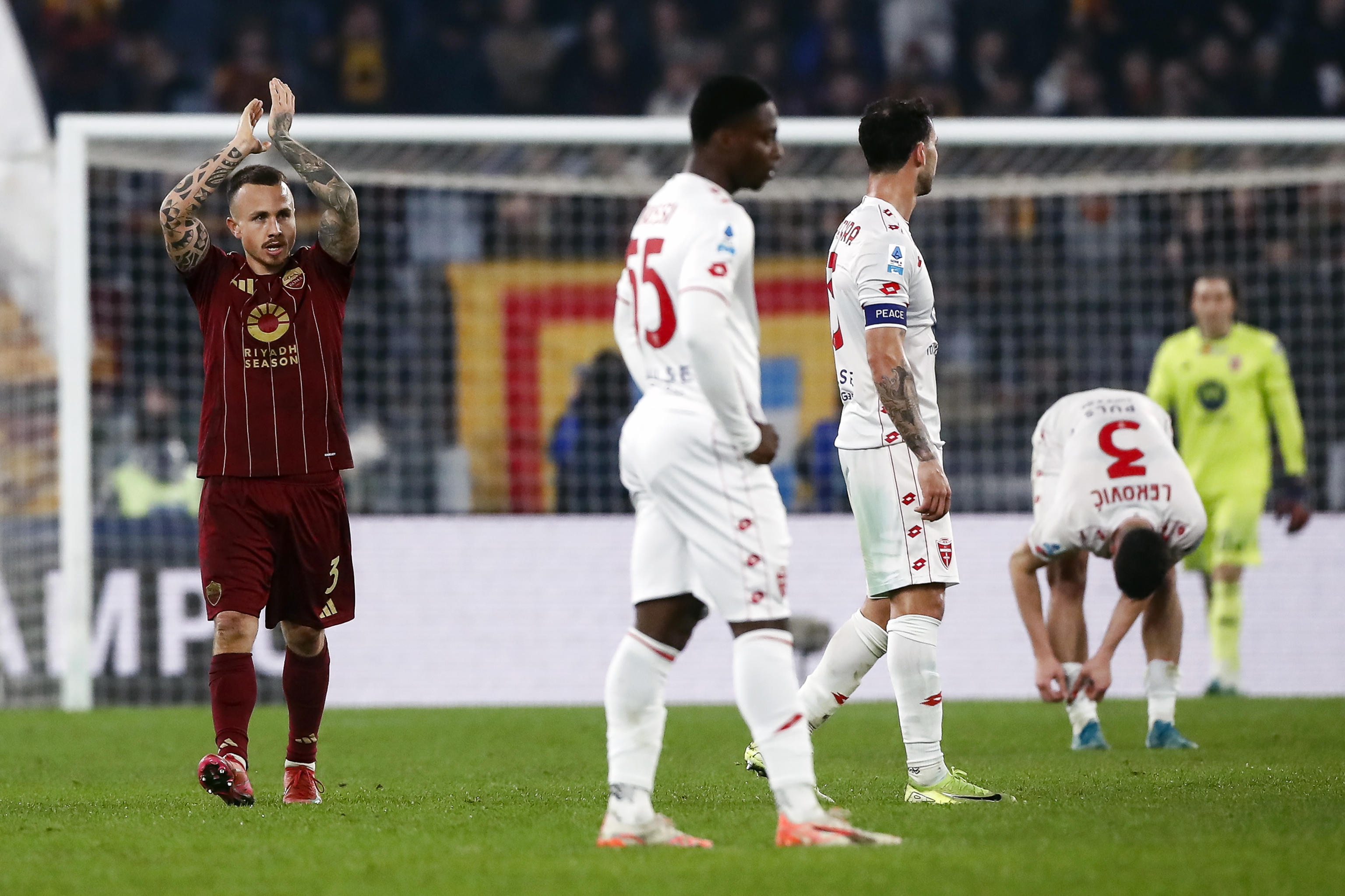 开云体育官网入口-意大利足球赛事中的悬念令人着迷！