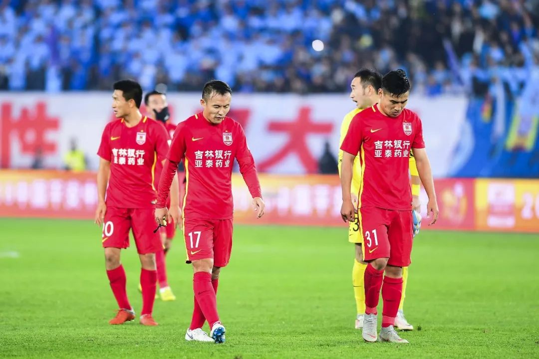 关于天津泰达主场迎战大连一方，谁能取得胜利？的信息