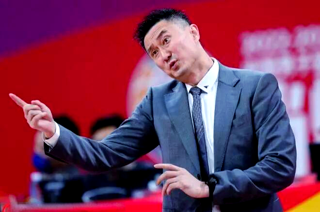 开云体育官方入口-阿尔希拉尔冲击季军，年轻球员表现亮眼的简单介绍