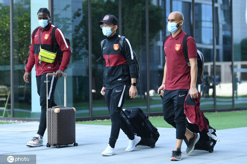 开云体育网页版-华夏球员登场亮相，为球队助力成功的简单介绍