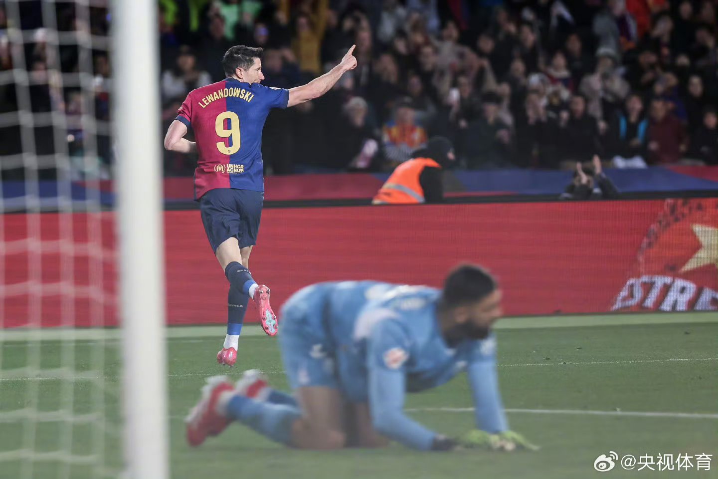 包含马德里德比上演绝杀，巴伦西亚逼平的词条