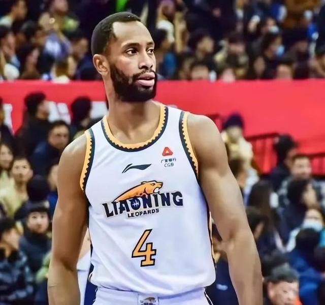 一场惊心动魄的胜利让球迷欢欣鼓舞