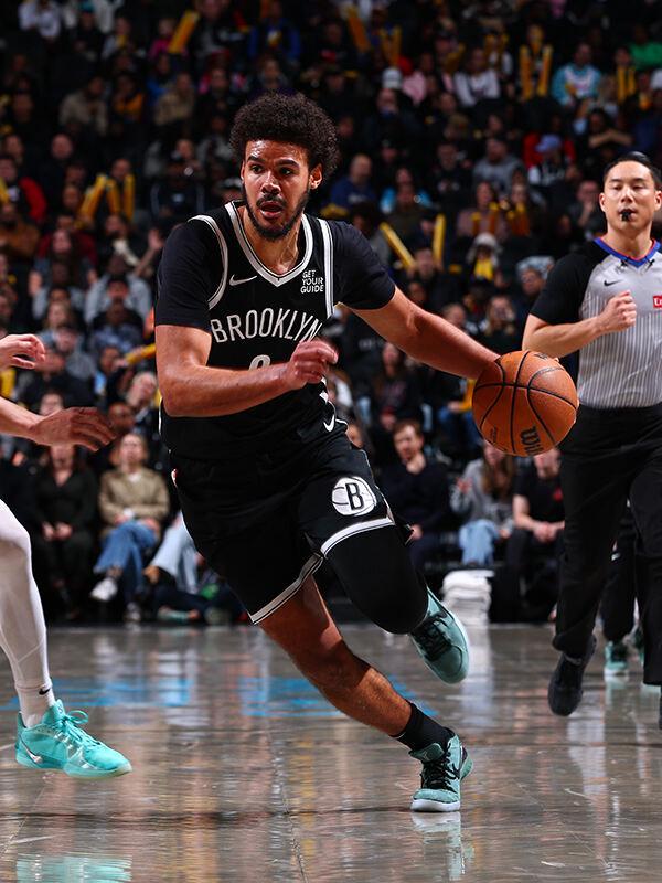 篮网客场击败火箭，球队整体表现出色赢得比赛