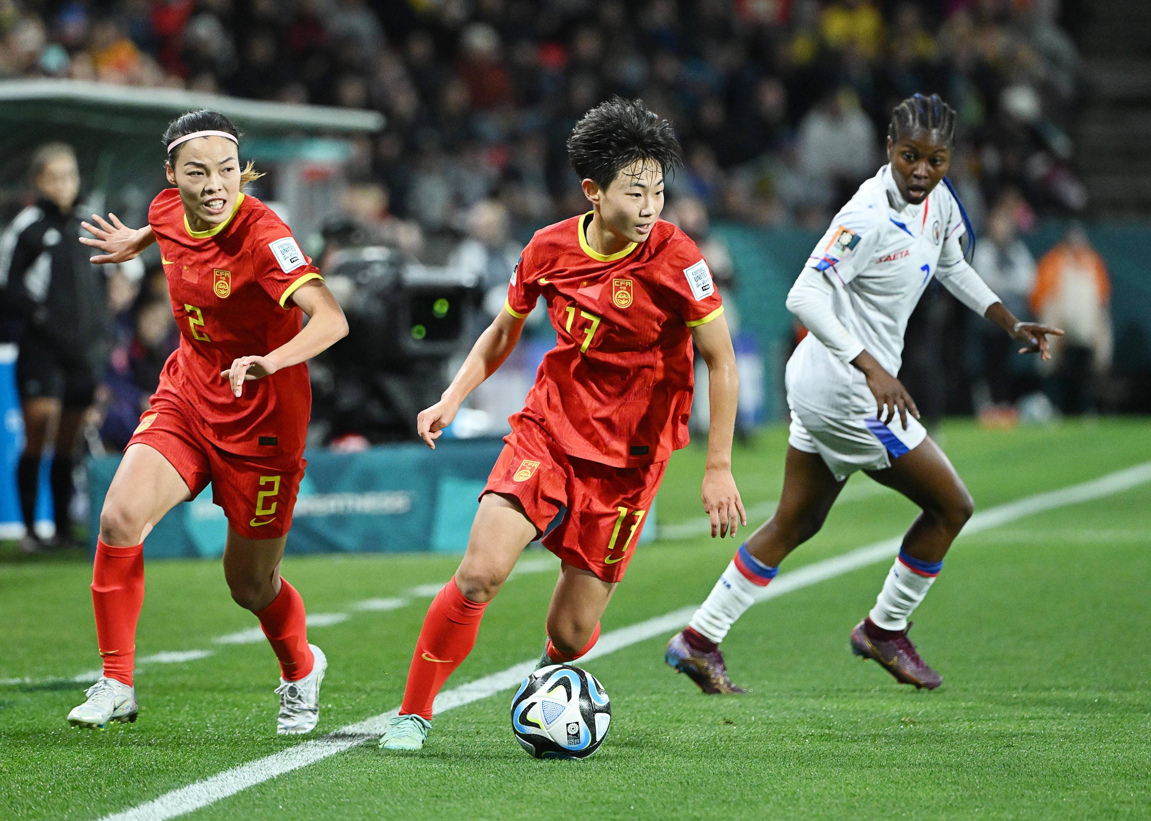 中国女足精彩表现，击败对手赢得比赛