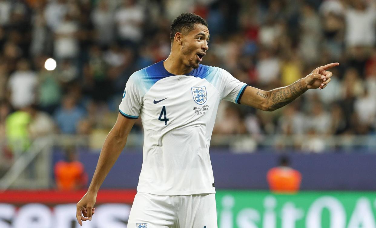 连续防线失守，切尔西战绩下滑