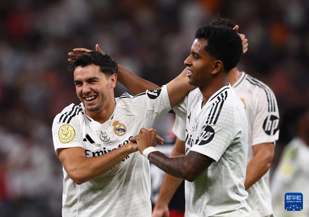 西班牙球队表现抢眼，豪门氛围浓厚