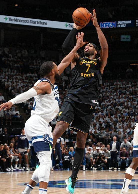 开云体育链接-关于森林狼客场战胜马刺，系列赛开门红的信息