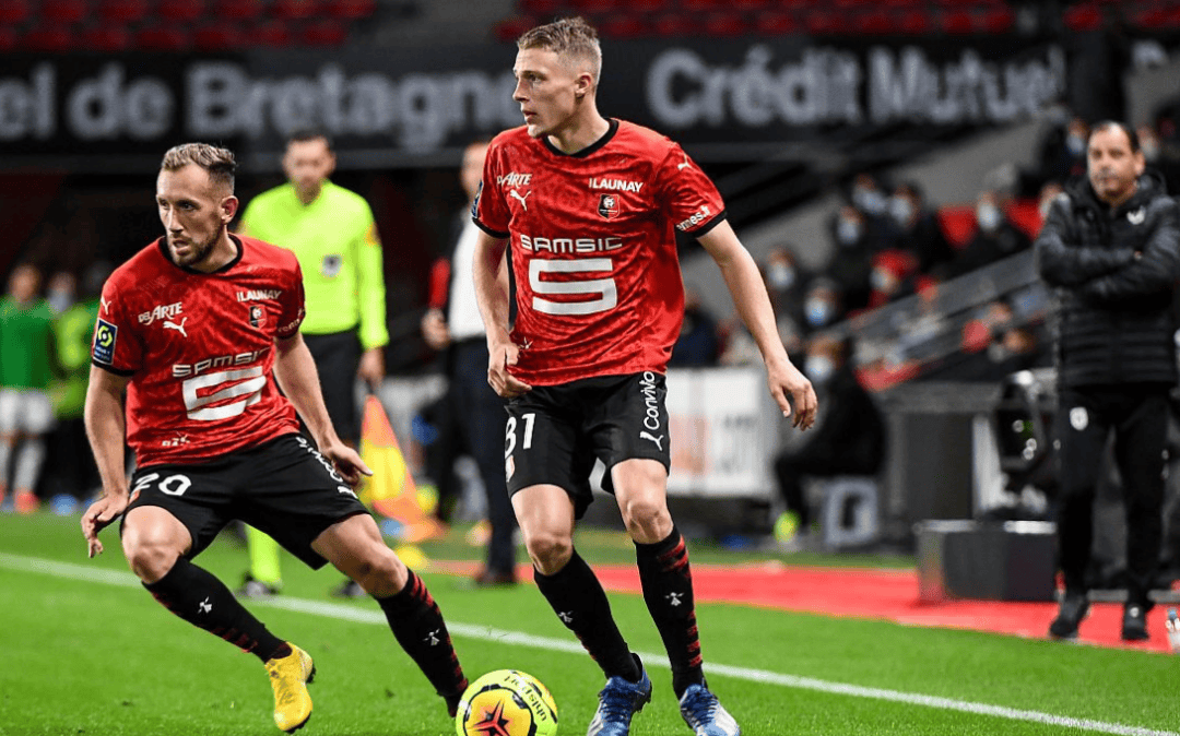 开云体育app-雷恩在欧冠杯赛中迎来历史性胜利