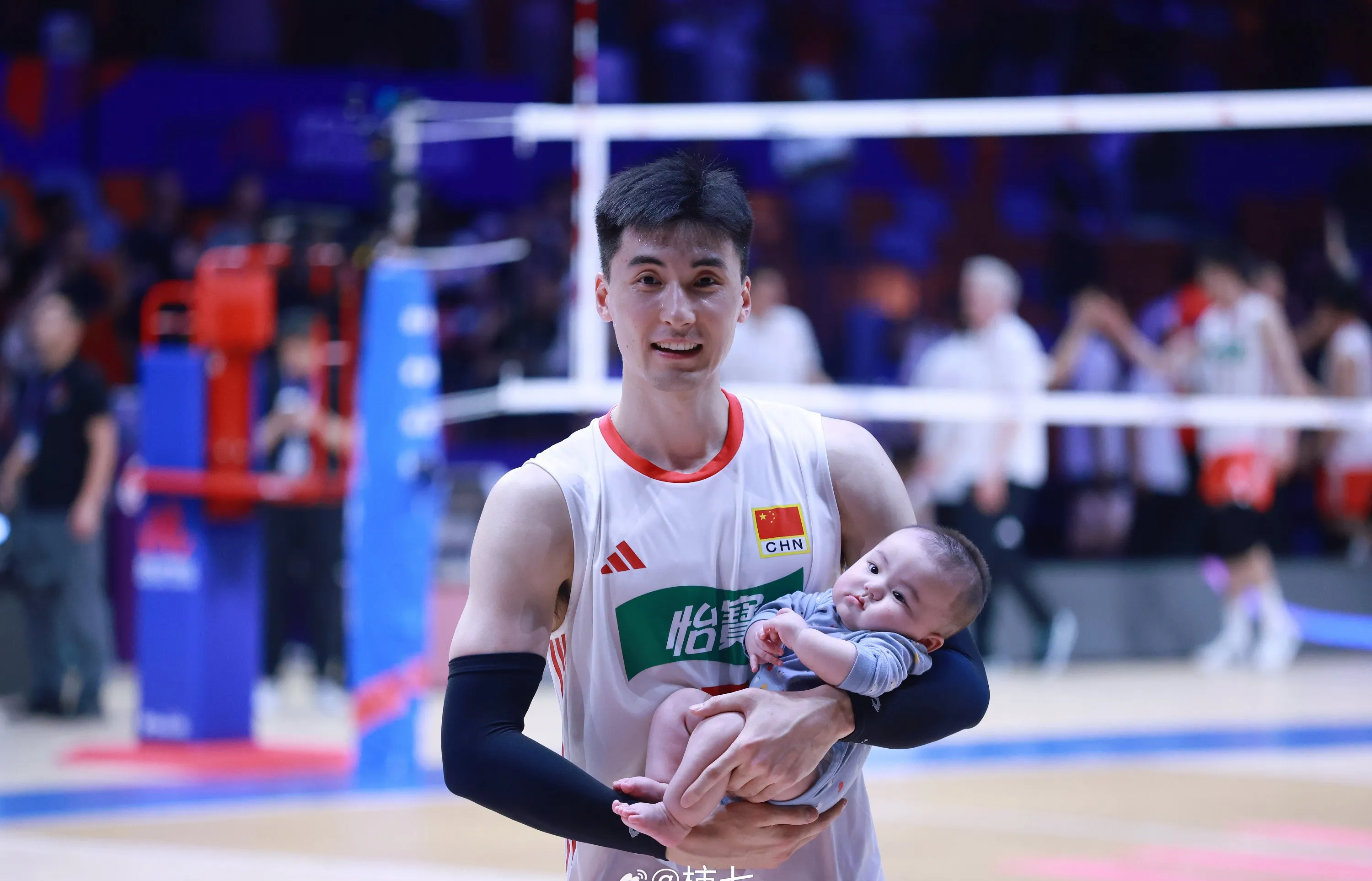 开云体育地址-红军英勇作战，击败对手赢得胜利