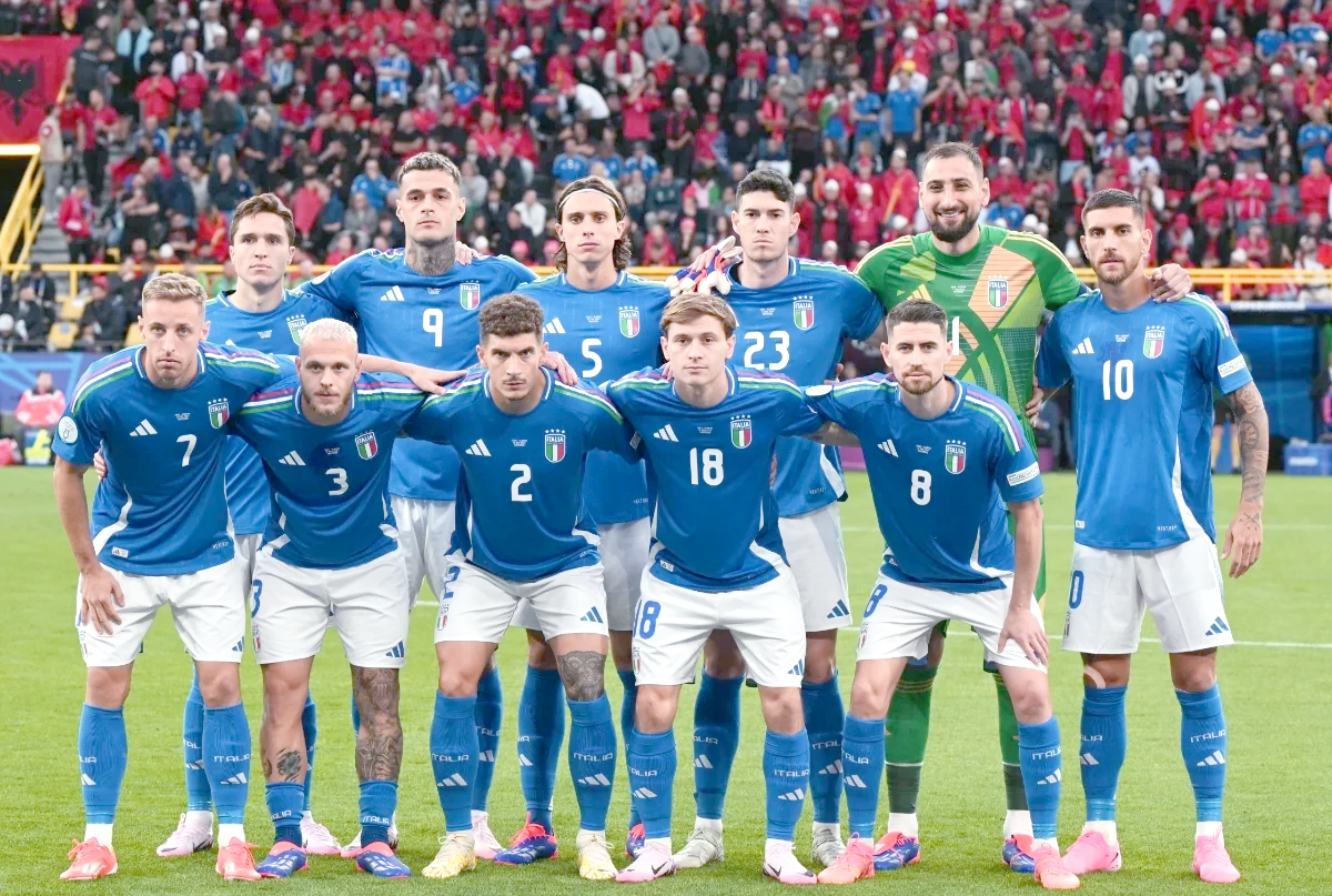 欧洲杯末轮巴西憾负葡萄牙，小组出局