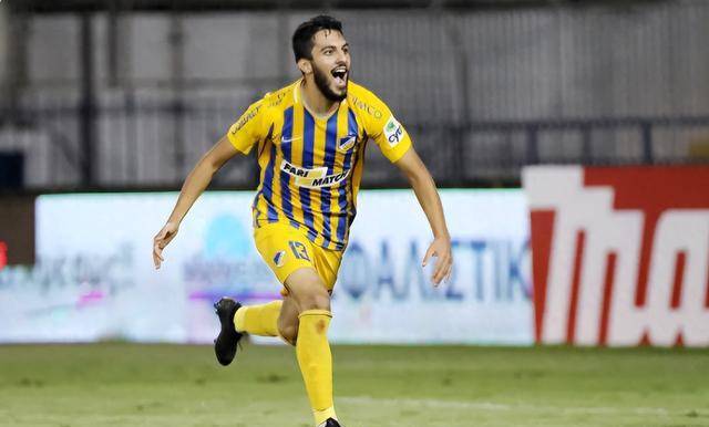 广岛三箭取得胜利，成为强劲对手！