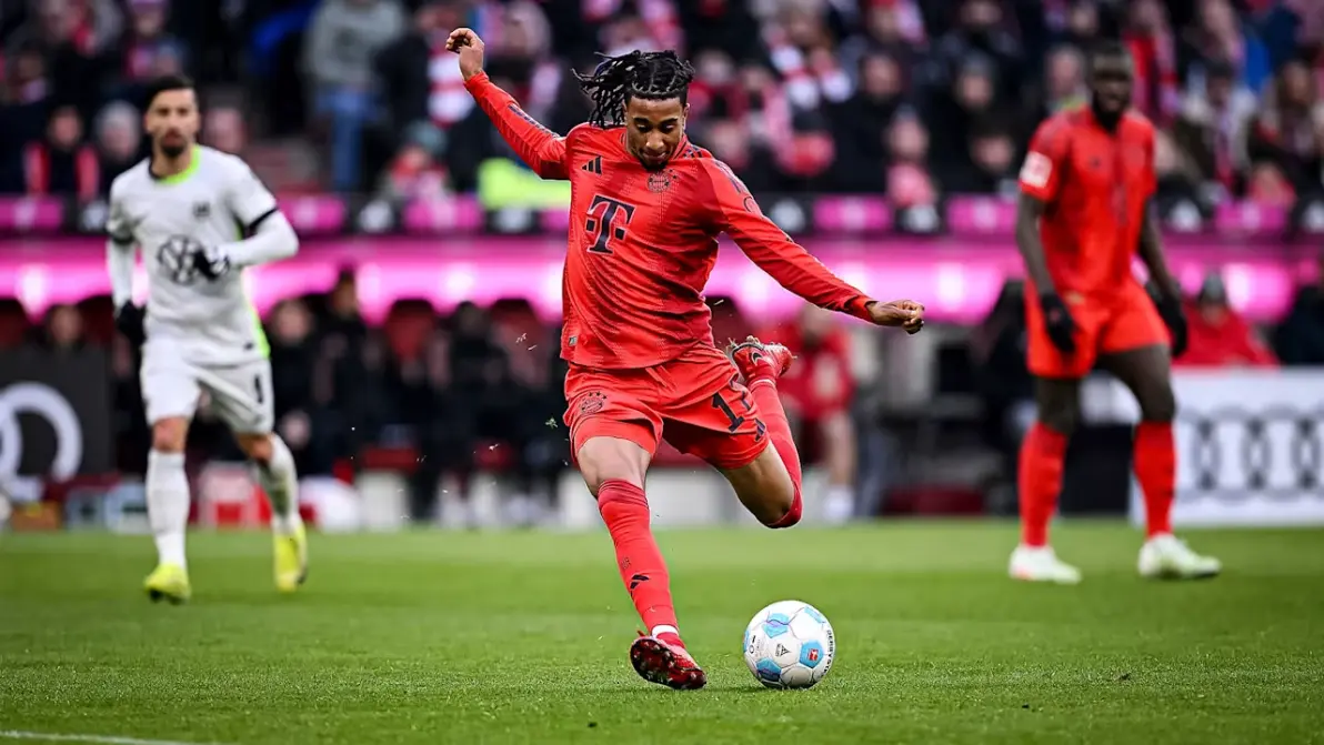 关于拜仁慕尼黑客胜沃尔夫斯堡，双线作战压力巨大的信息