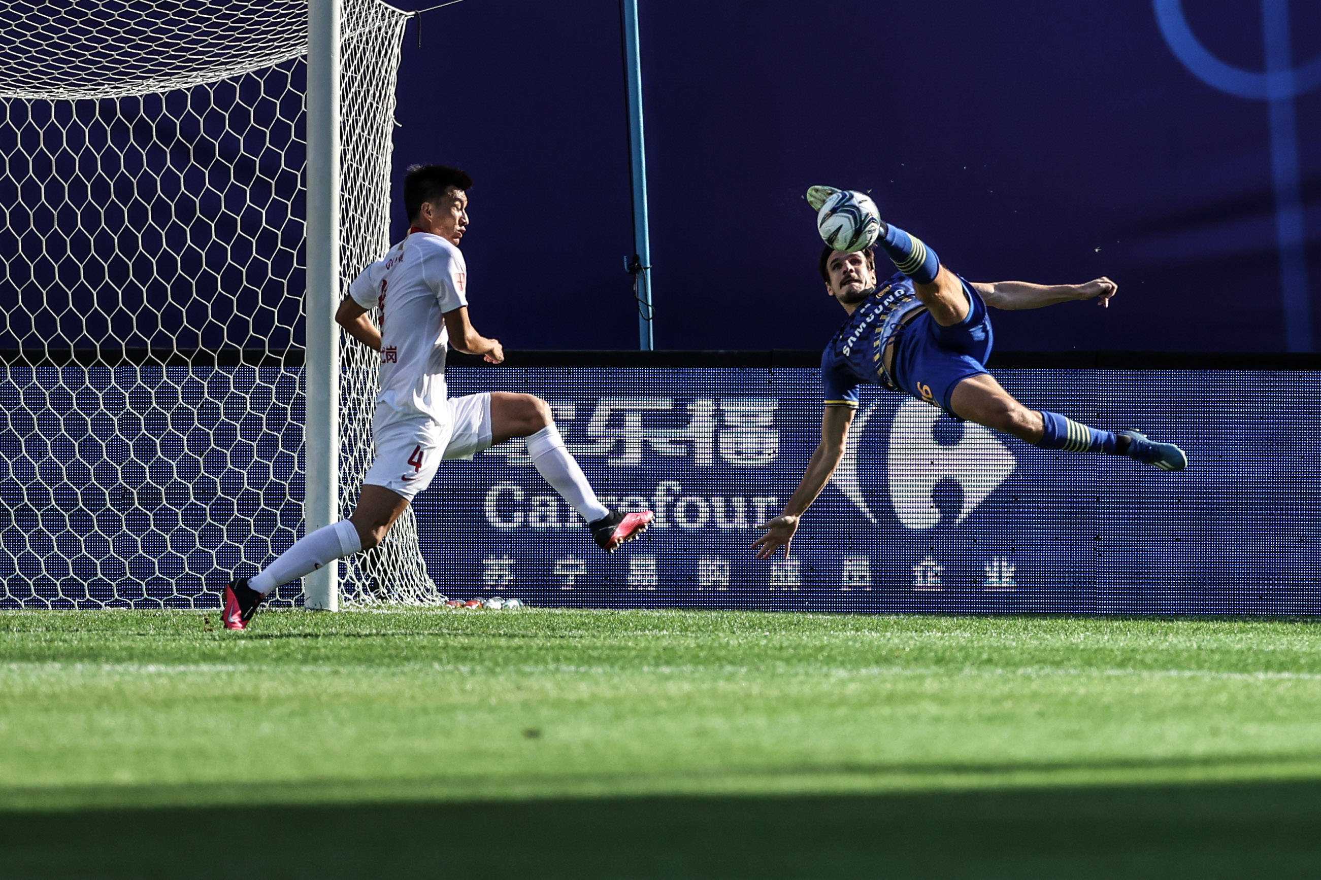 开云体育在线-深圳佳兆业主场负江苏苏宁积分缩水