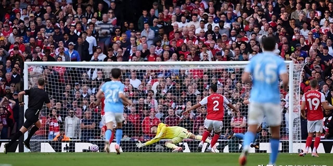 阿森纳主场不敌伯恩茅斯，马夏尔破门