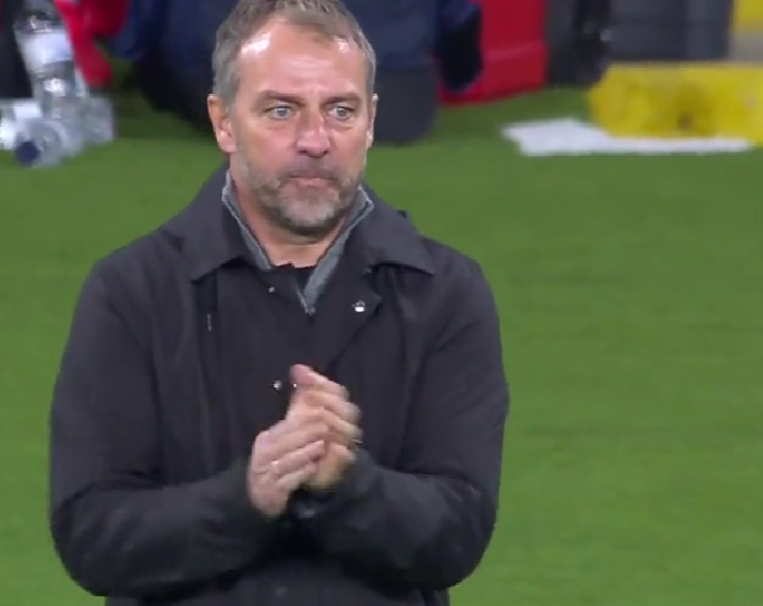 瓦伦西亚前锋状态回勇，助力球队升级