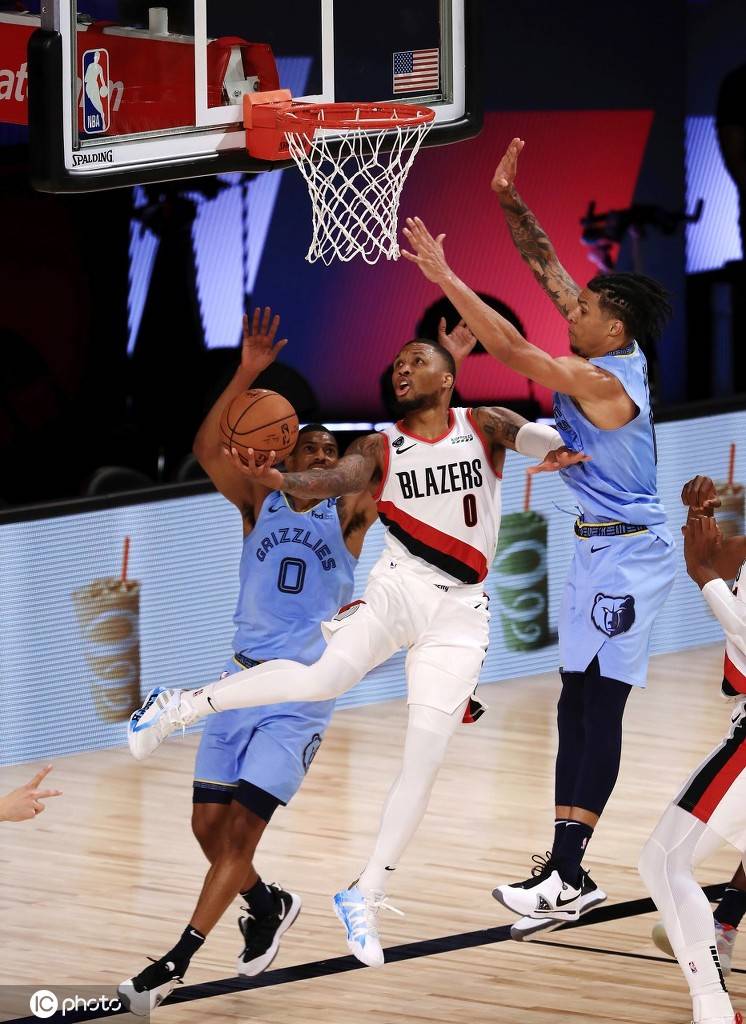 开云体育平台-开拓者大胜灰熊，利拉德砍下30+分的简单介绍