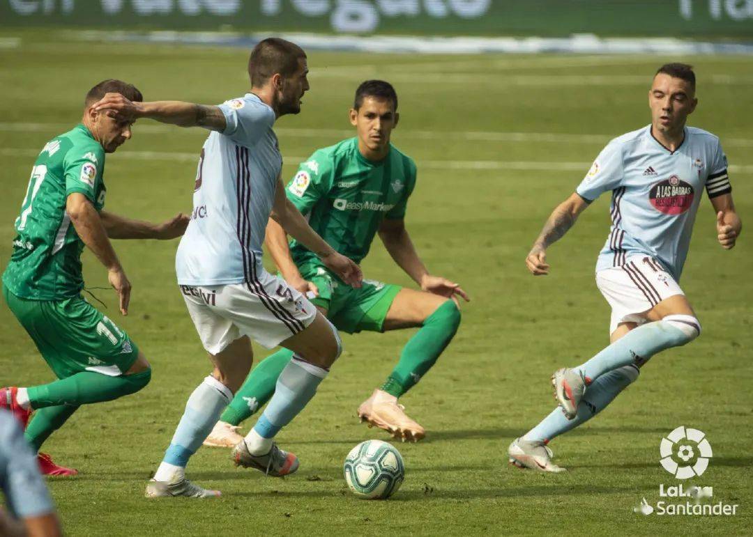 开云体育官网-瓦伦西亚遗憾连败告别四强