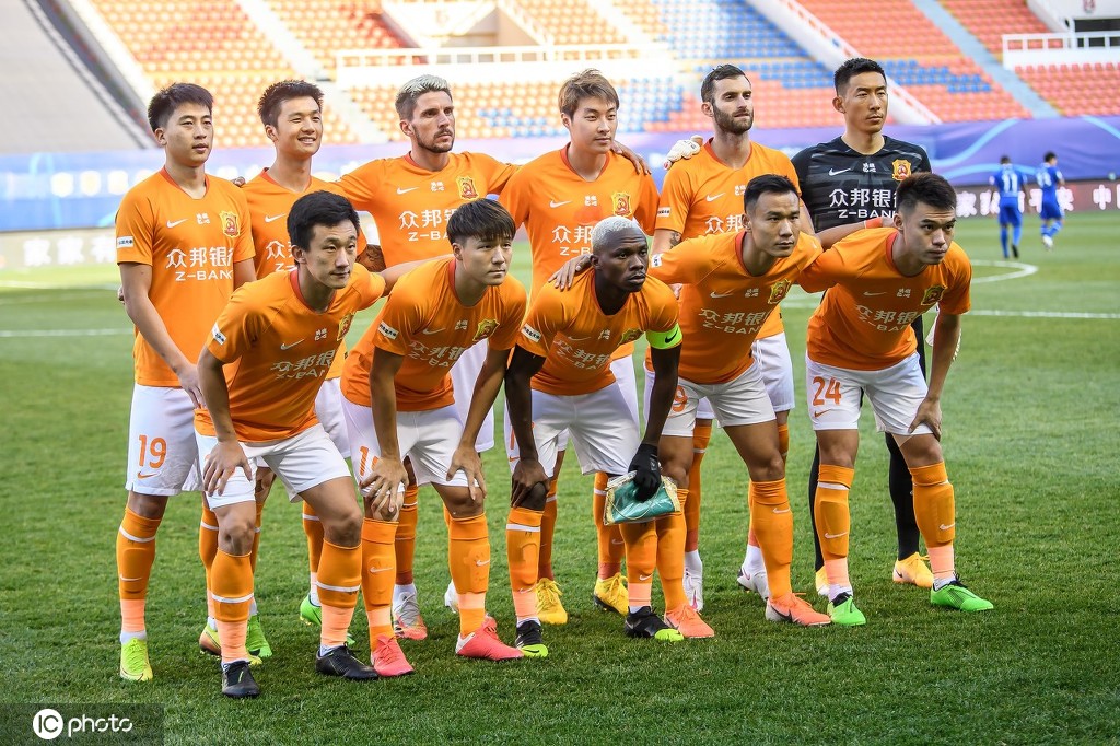 开云体育直播-武汉卓尔全队出击，坚决冲刺