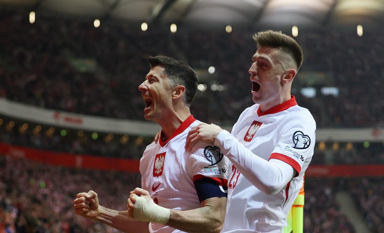 马德里竞技客场大胜，锋线进攻出色